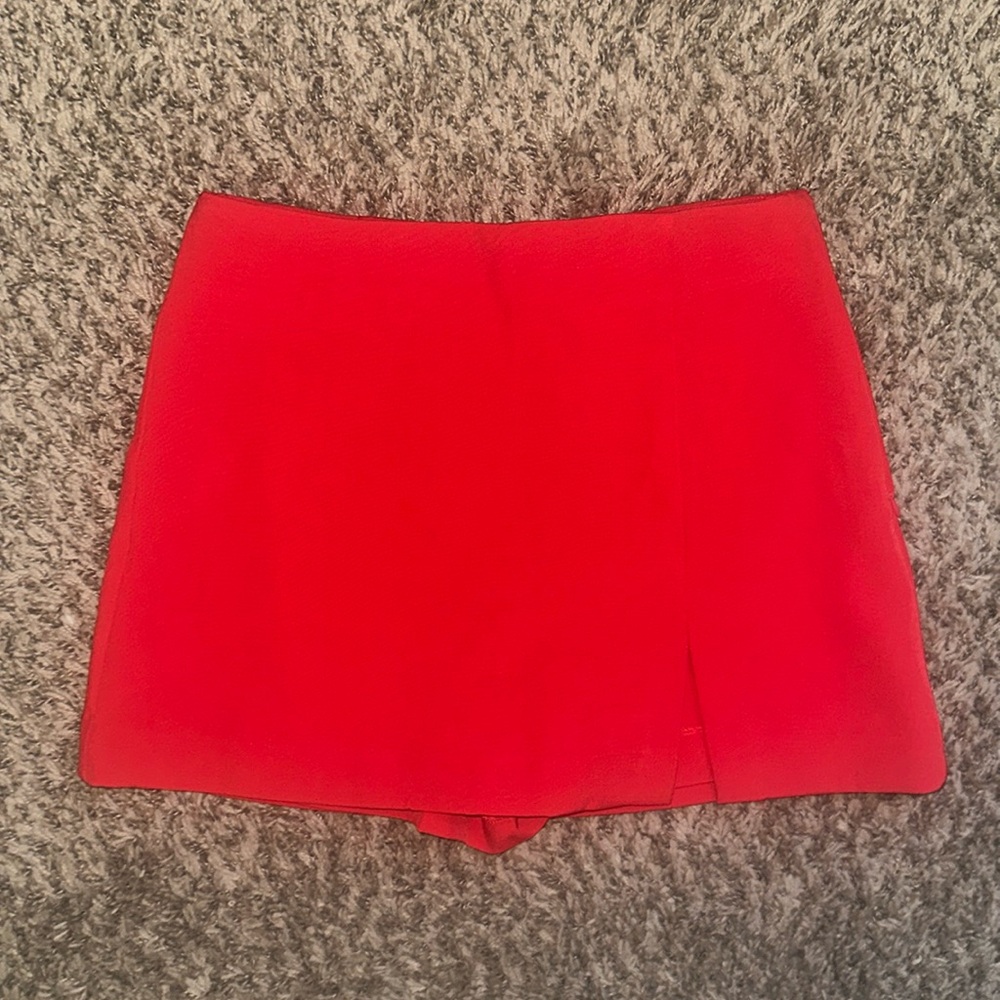 Endless Rose red mini skort